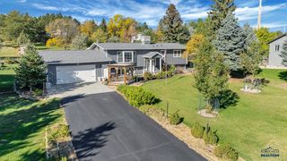 7807 ALBERTTA DR, Rapid City, SD 57702