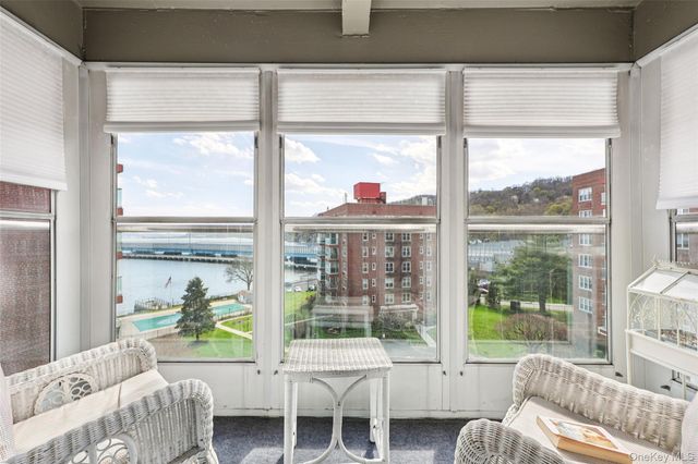 2 Salisbury Point 4E, Nyack, NY 10960