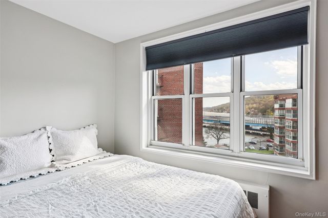 2 Salisbury Point 4E, Nyack, NY 10960