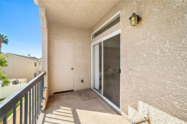 4581 Warner Avenue 202, Huntington Beach, CA 92649