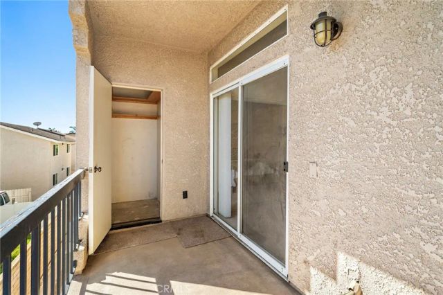 4581 Warner Avenue 202, Huntington Beach, CA 92649