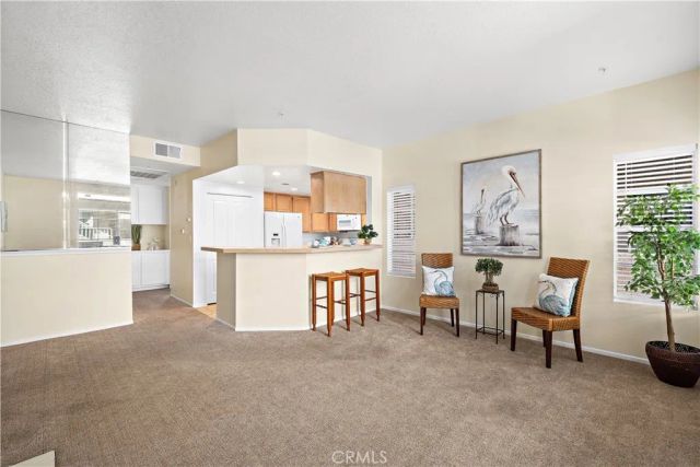 4581 Warner Avenue 202, Huntington Beach, CA 92649