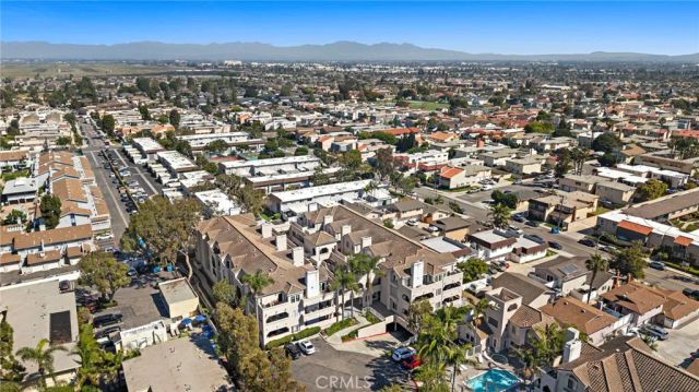 4581 Warner Avenue 202, Huntington Beach, CA 92649