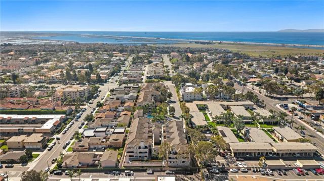 4581 Warner Avenue 202, Huntington Beach, CA 92649