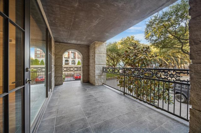 3030 Post Oak Boulevard 203, Houston, TX 77056