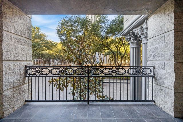 3030 Post Oak Boulevard 203, Houston, TX 77056