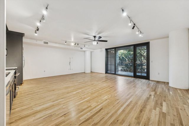 3030 Post Oak Boulevard 203, Houston, TX 77056