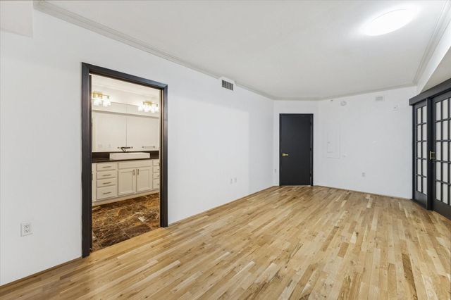 3030 Post Oak Boulevard 203, Houston, TX 77056