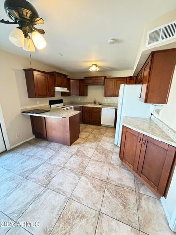 114 S LESUEUR --, Mesa, AZ 85204
