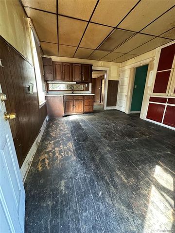3518 E Palmer Street, Detroit, MI 48211