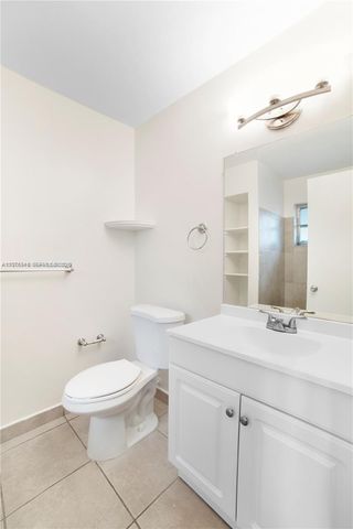 13726 Kendale Lakes Dr 13726, Miami, FL 33183