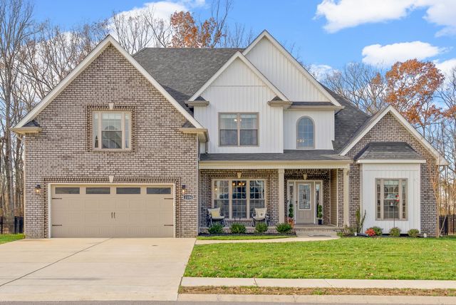 1184 Chagford Dr, Clarksville, TN 37043