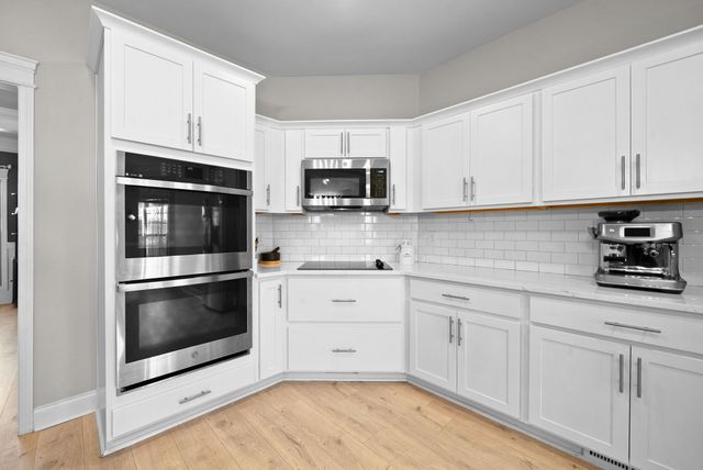 1184 Chagford Dr, Clarksville, TN 37043