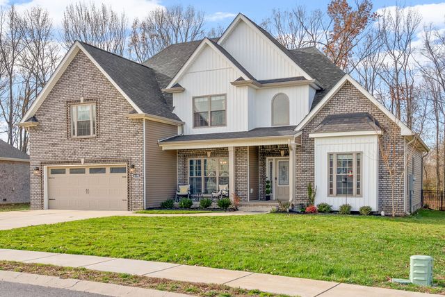 1184 Chagford Dr, Clarksville, TN 37043