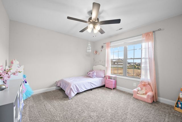 1184 Chagford Dr, Clarksville, TN 37043