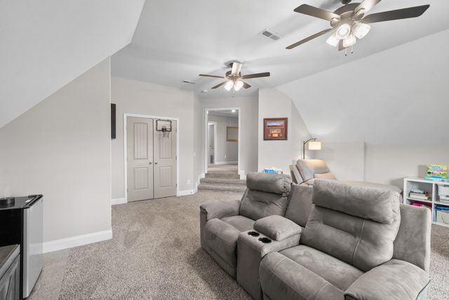 1184 Chagford Dr, Clarksville, TN 37043