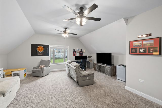 1184 Chagford Dr, Clarksville, TN 37043