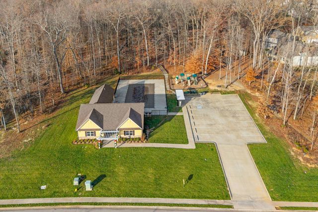 1184 Chagford Dr, Clarksville, TN 37043