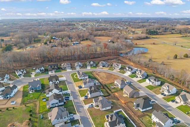 1184 Chagford Dr, Clarksville, TN 37043