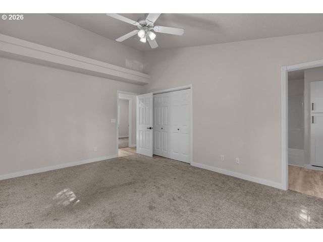 5914 MOOSEBERRY St Se, Salem, OR 97301