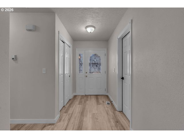 5914 MOOSEBERRY St Se, Salem, OR 97301