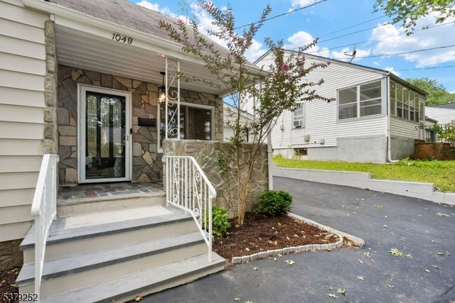 1048 Chester St, Hillside Twp., NJ 07205