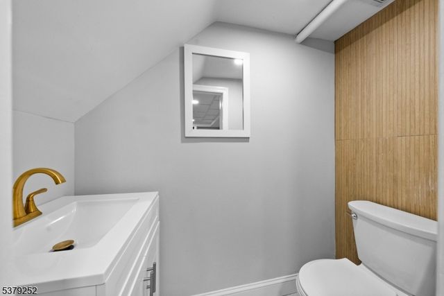 1048 Chester St, Hillside Twp., NJ 07205