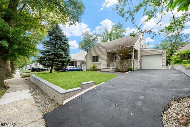 1048 Chester St, Hillside Twp., NJ 07205