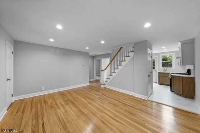 1048 Chester St, Hillside Twp., NJ 07205