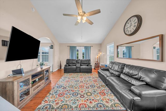 150 Clinton Drive, Morehead, KY 40351