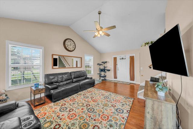 150 Clinton Drive, Morehead, KY 40351