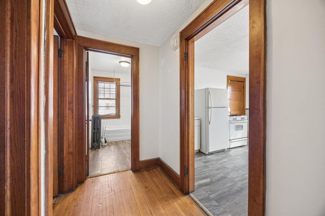 900 16th Avenue N, Minneapolis, MN 55411
