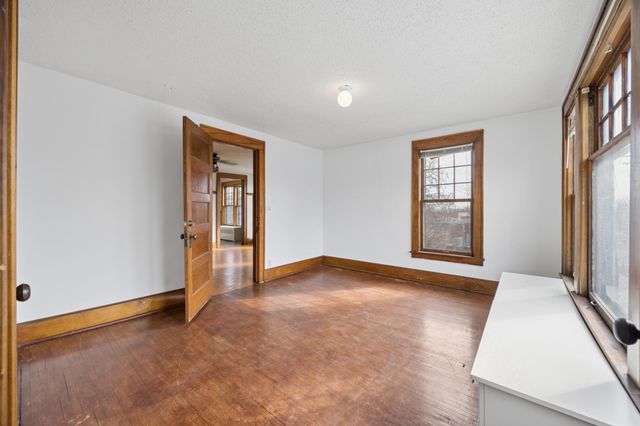 900 16th Avenue N, Minneapolis, MN 55411