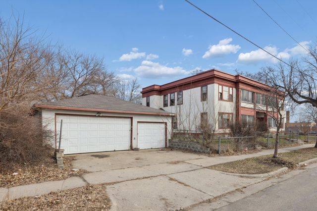 900 16th Avenue N, Minneapolis, MN 55411