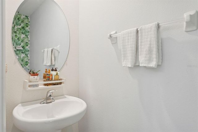 32871 BROOKS HAWK LANE, Wesley Chapel, FL 33543