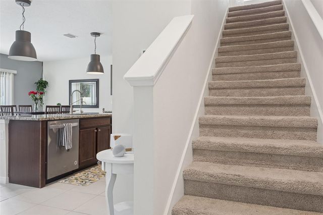 32871 BROOKS HAWK LANE, Wesley Chapel, FL 33543