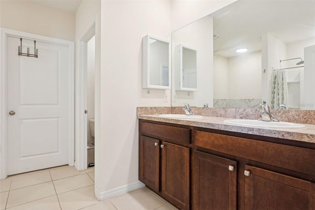 32871 BROOKS HAWK LANE, Wesley Chapel, FL 33543