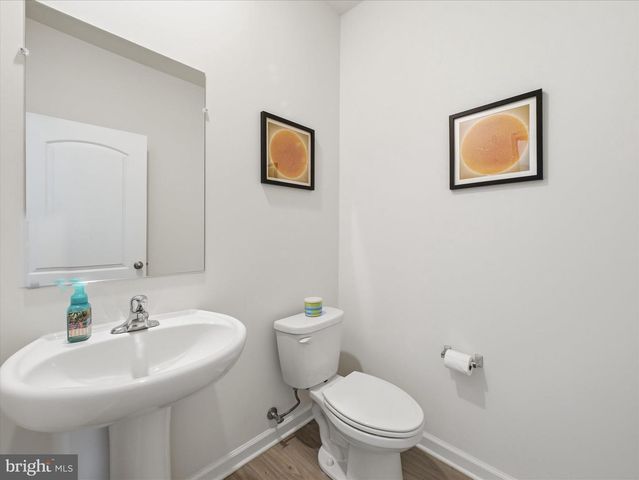 208 RAPPAHANNOCK RUN, Falling Waters, WV 25419