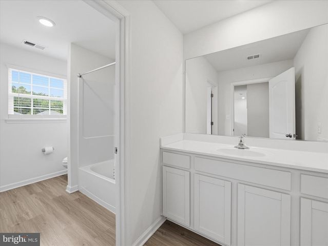 208 RAPPAHANNOCK RUN, Falling Waters, WV 25419