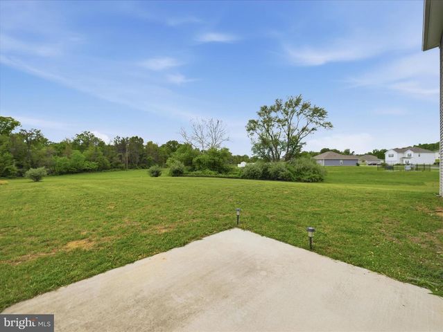 208 RAPPAHANNOCK RUN, Falling Waters, WV 25419
