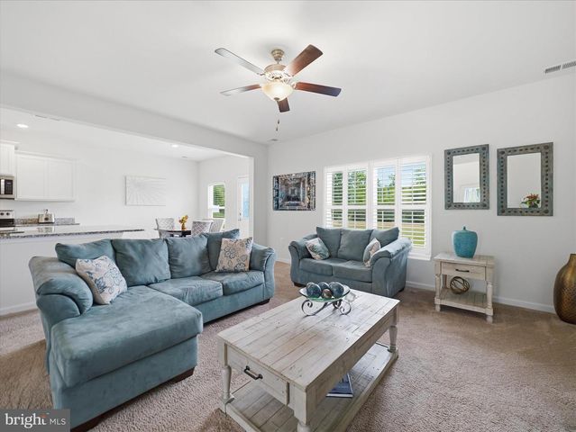 208 RAPPAHANNOCK RUN, Falling Waters, WV 25419