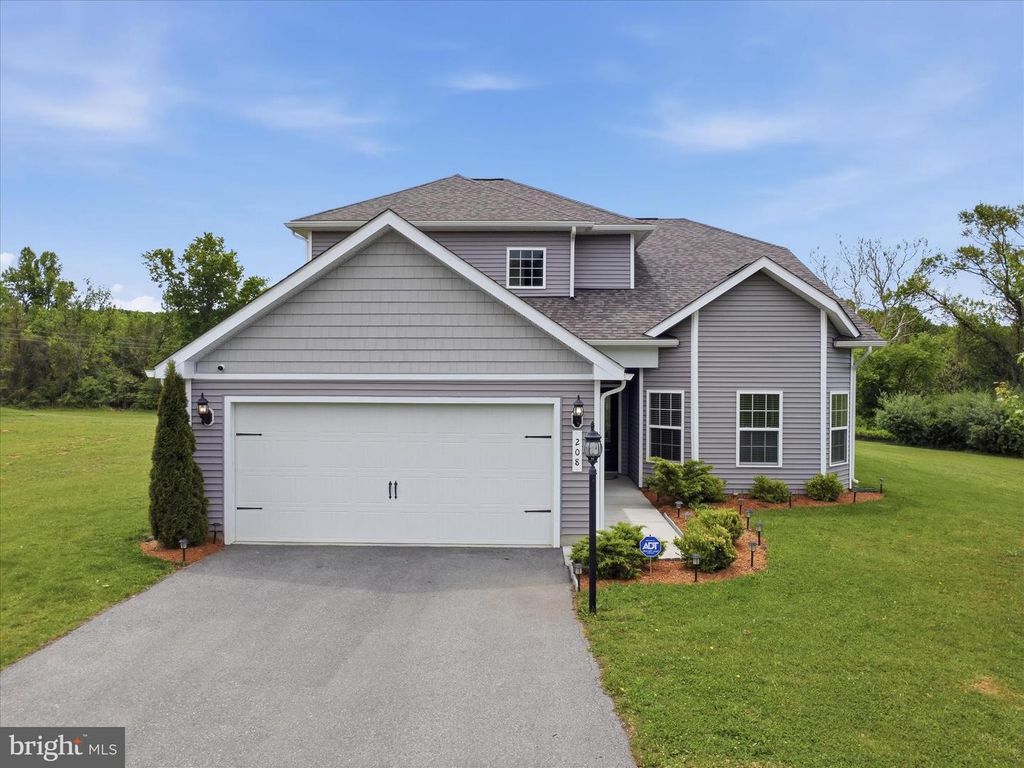 208 RAPPAHANNOCK RUN, Falling Waters, WV 25419
