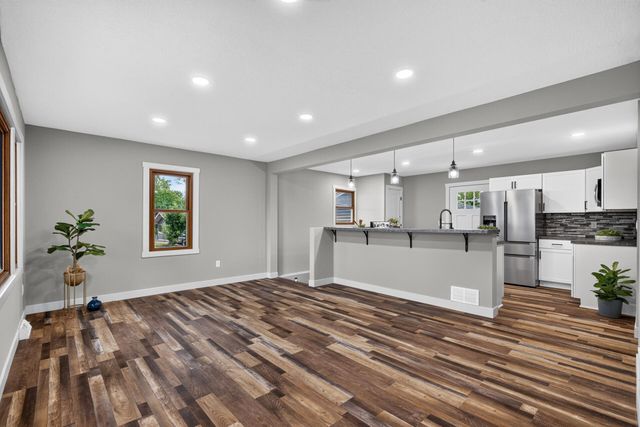 1316 7th Avenue, Anoka, MN 55330