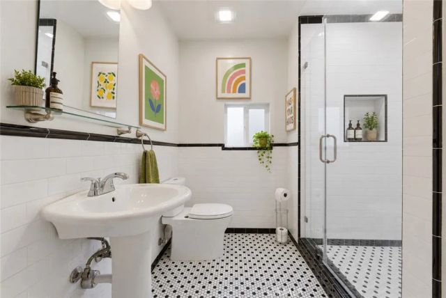 4829 Presidio, Los Angeles, CA 90043