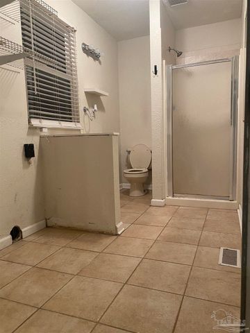 1240 E Jordan St, Pensacola, FL 32501