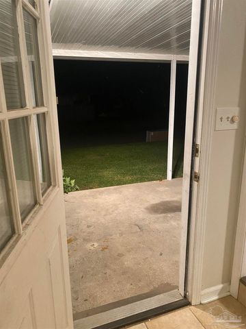 1240 E Jordan St, Pensacola, FL 32501