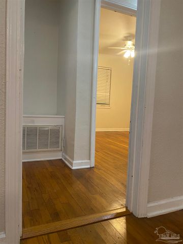 1240 E Jordan St, Pensacola, FL 32501