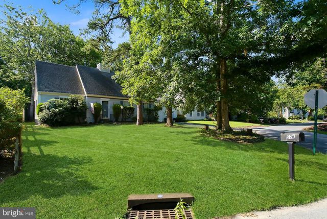 526 E REVERE WAY, Absecon, NJ 08205