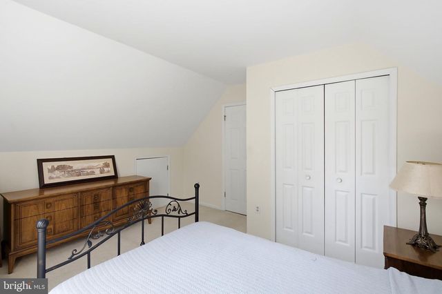 526 E REVERE WAY, Absecon, NJ 08205