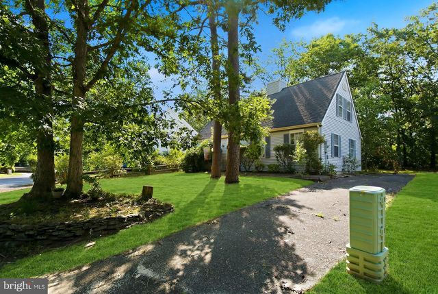 526 E REVERE WAY, Absecon, NJ 08205